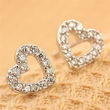 New Fashion Lovely Women Heart Crystal Ear Stud Earring Jewelry For Charming Lover New Arrival Free Shipping