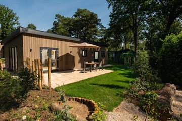 Loevestein met Hottub - 4 personen