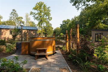 Tiny Loft met hottub - 4 personen