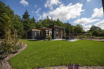 Essenburgh Comfort met Hottub - 6 personen
